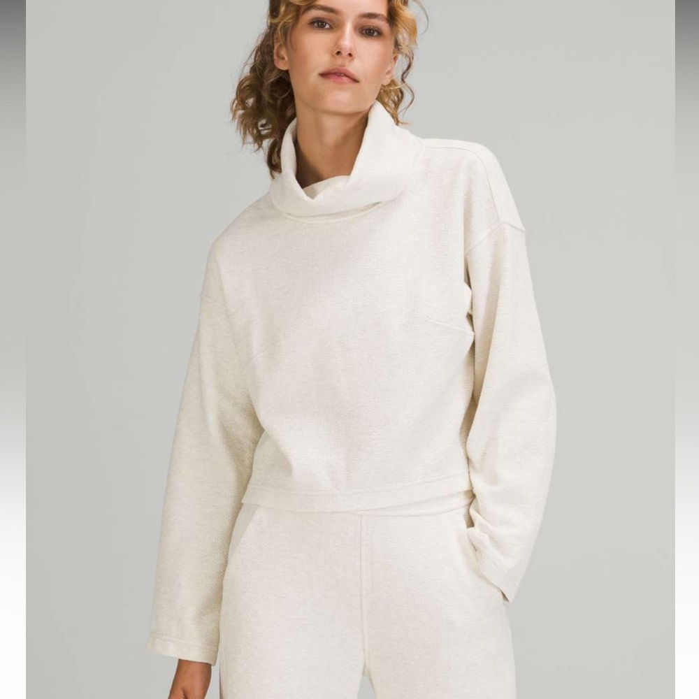 Lululemon Ribbed Funnel Neck Pullover